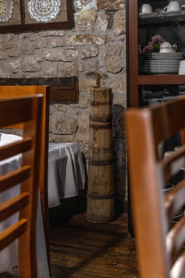 Bujtina Kodiket Guesthouse Berat Eksteriør bilde