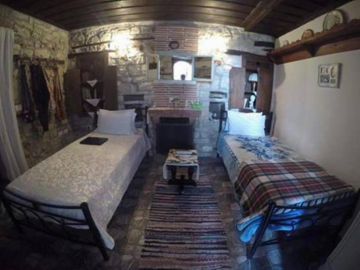 Bujtina Kodiket Guesthouse Berat Eksteriør bilde